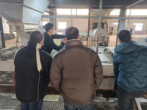 美國(guó)客戶來公司考察2
